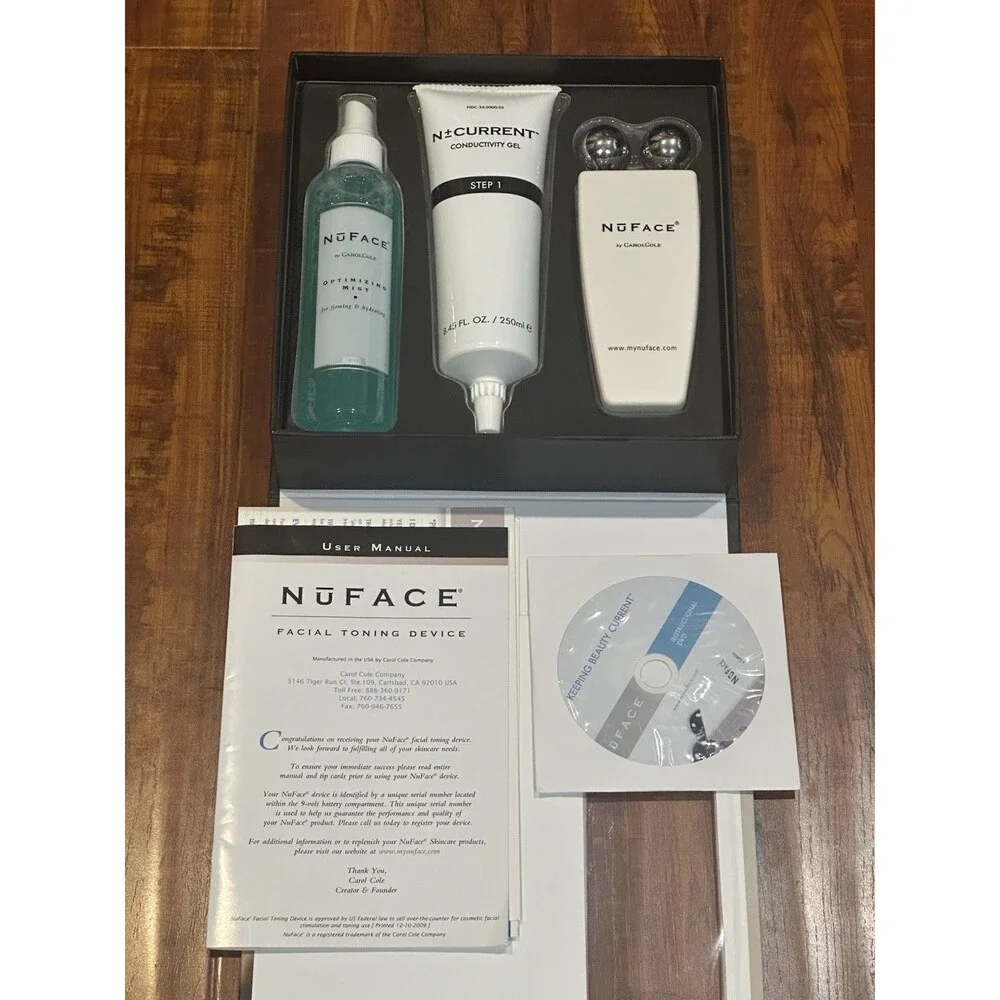 NuFACE by CarolCole Carol Cole Microcurrent Facial Toning System Kit